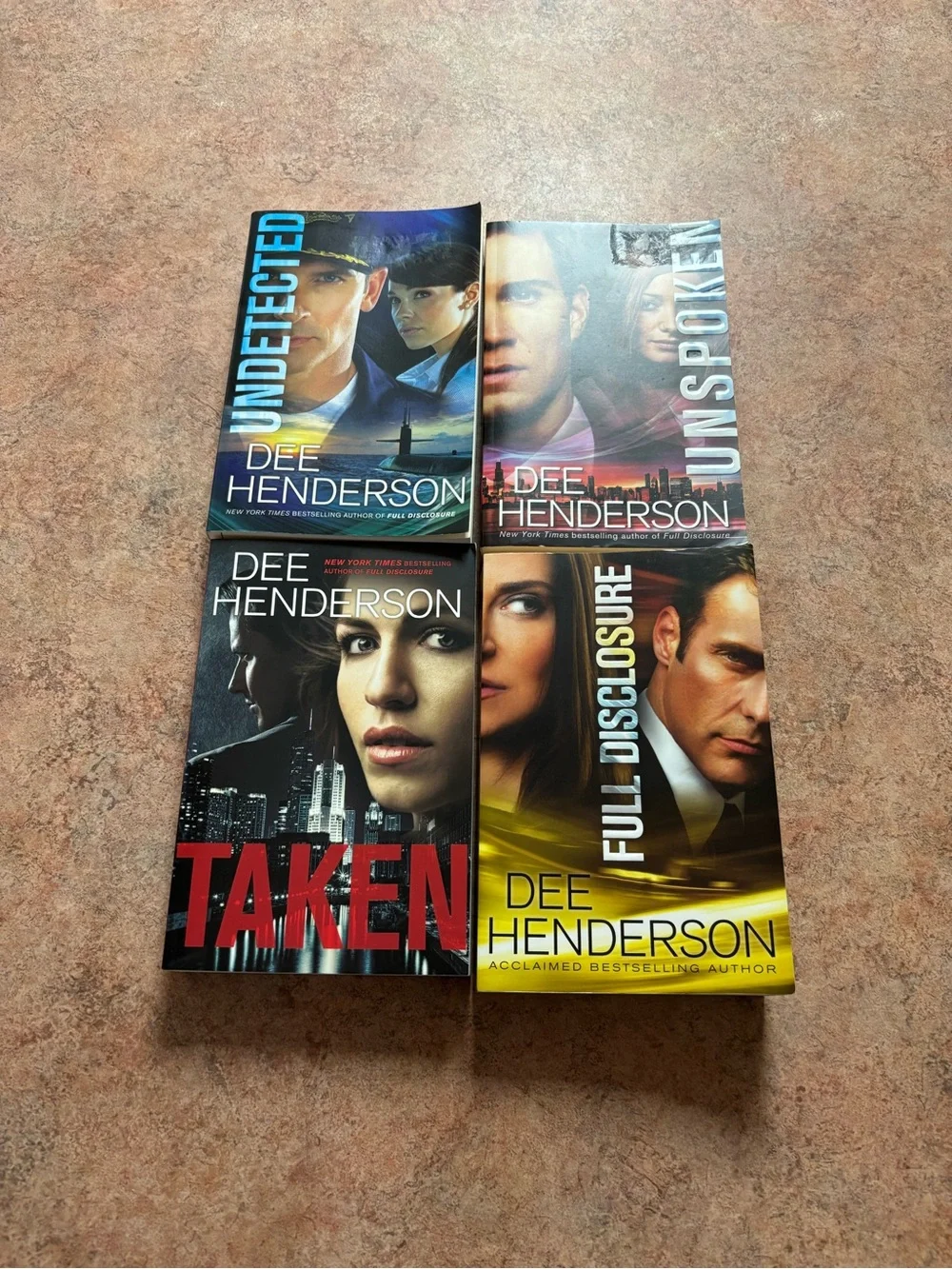 Dee Henderson 4 book romantic suspense bundle